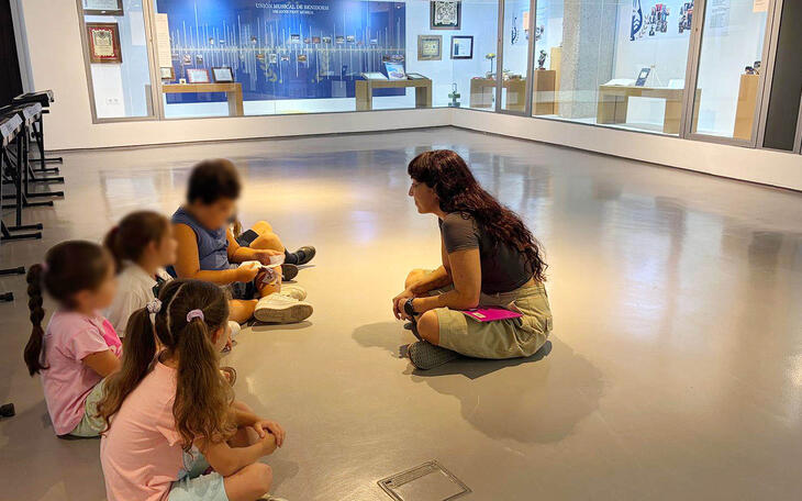 Classes de la Unió Musical de Benidorm en el Boca del Calvari.